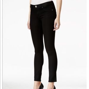 DL1961 Emma Power Legging Jean in Riker (Black)